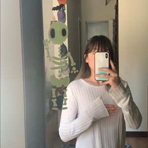 Long sleeve white sweater?/blouse